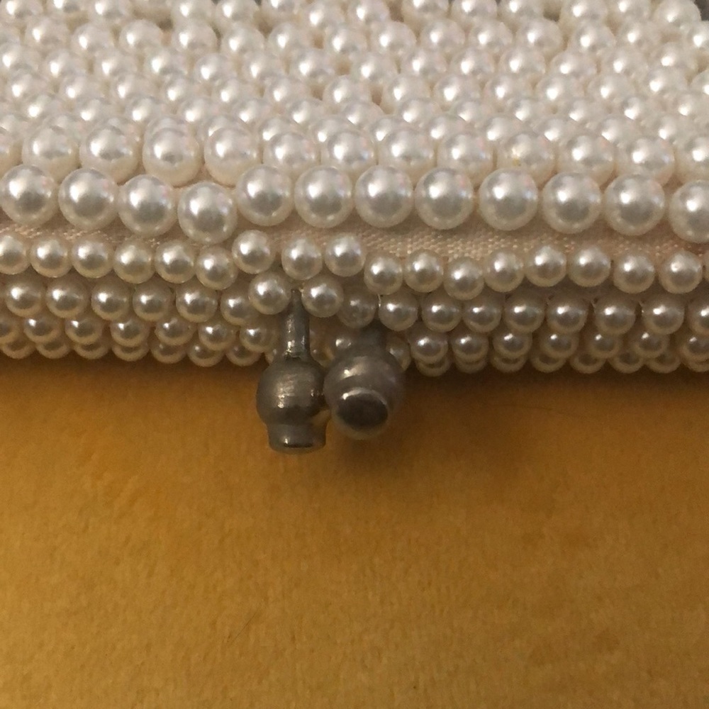 Vintage pearl clutch - Picture 5 of 5